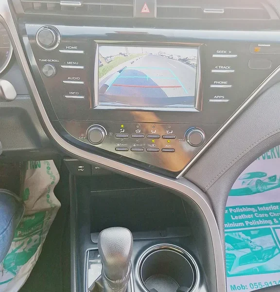 2018 Toyota Camry LE 4 Cylinder Petrol Engine Blue Grey Sedan