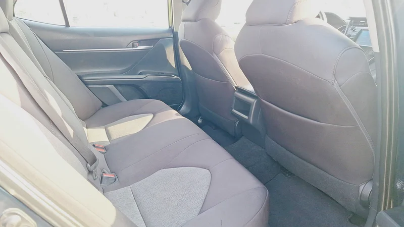 2018 Toyota Camry LE 4 Cylinder Petrol Engine Blue Grey Sedan