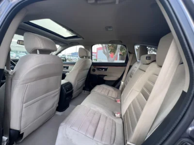 2020 Honda CR-V 4 Cylinders Petrol Engine Grey Beige SUV GCC Specs