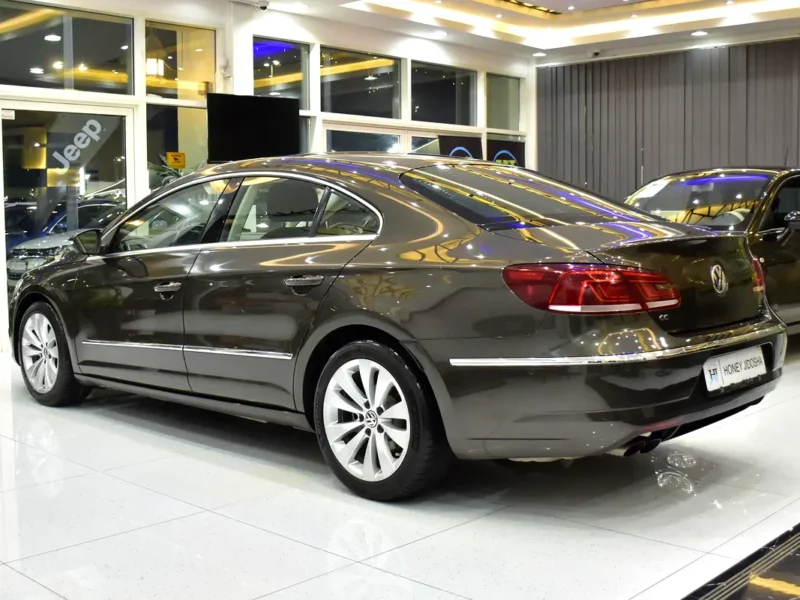 2015 Volkswagen CC Sport 4 Cylinder Petrol Engine Brown Beige Sedan GCC