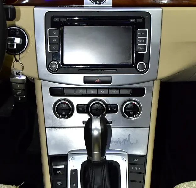 2015 Volkswagen CC Sport 4 Cylinder Petrol Engine Brown Beige Sedan GCC