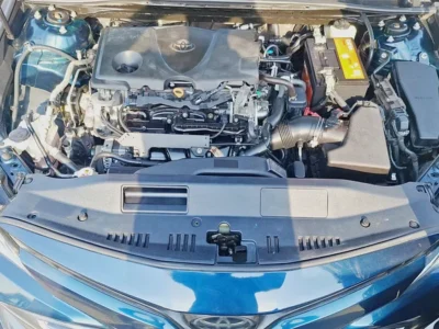 2018 Toyota Camry LE 4 Cylinder Petrol Engine Blue Grey Sedan