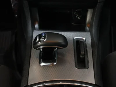 2013 Dodge Charger SXT 6 Cylinders Petrol Engine Black Sedan RWD GCC Specs