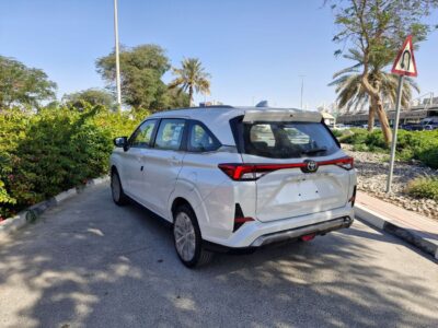 2025 TOYOTA VELOZ 1.5 Liter 4 Cylinder Engine PETROL GCC White Black SUV