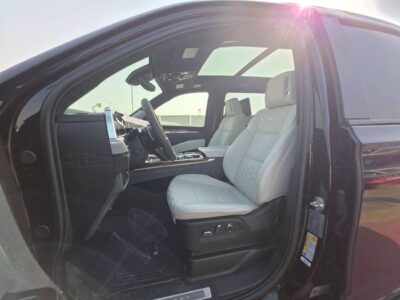 2025 CADILLAC ESCALADE ESV SPORT PLATINUM 6.2L V8 Black White SUV