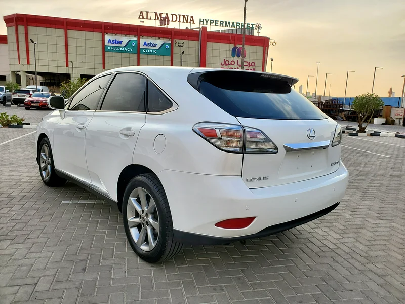 2009 Lexus RX-Series RX350 V6 Engine 3.5 Litres White Beige SUV Full Option GCC