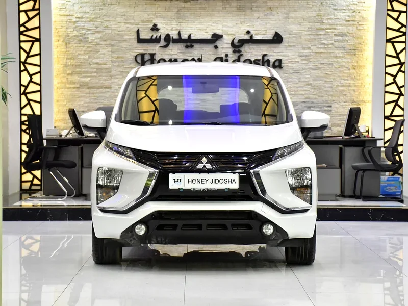 2022 Mitsubishi Xpander Medium line 4 Cylinder Petrol Engine White Black Crossover