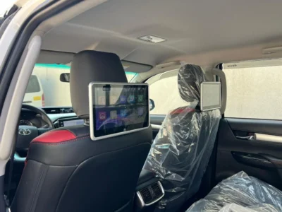 2026 TOYOTA HILUX ADVENTURE 2.4L 4 Cylinders 4X4 DIESEL White Blue Truck