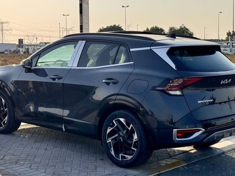 2025 KIA SPORTAGE GT-line DIESEL 1.6L 4 Cylinder Engine TURBO Grey Black SUV