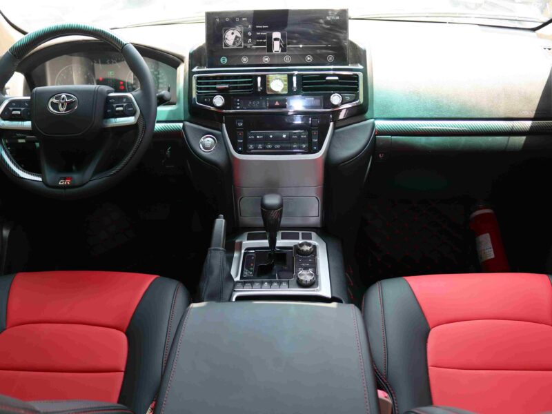 2009 Toyota Landcruiser GXR GR Sport V8 4.6 Liter Black Red SUV