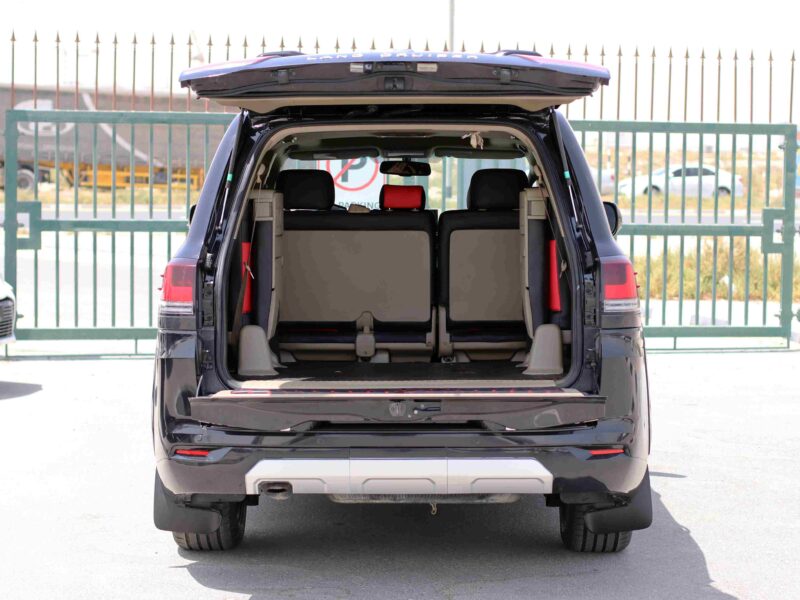 2009 Toyota Landcruiser GXR GR Sport V8 4.6 Liter Black Red SUV