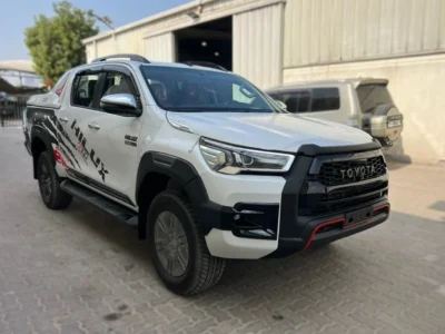 2026 TOYOTA HILUX 2.4L 4 Cylinder DIESEL GR-SPORTS 4X4 FULL OPTION White Black