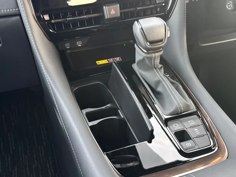 2024 TOYOTA ALPHARD Z RHD 2.5L 4 Cylinder Petrol Engine Black Van RHD