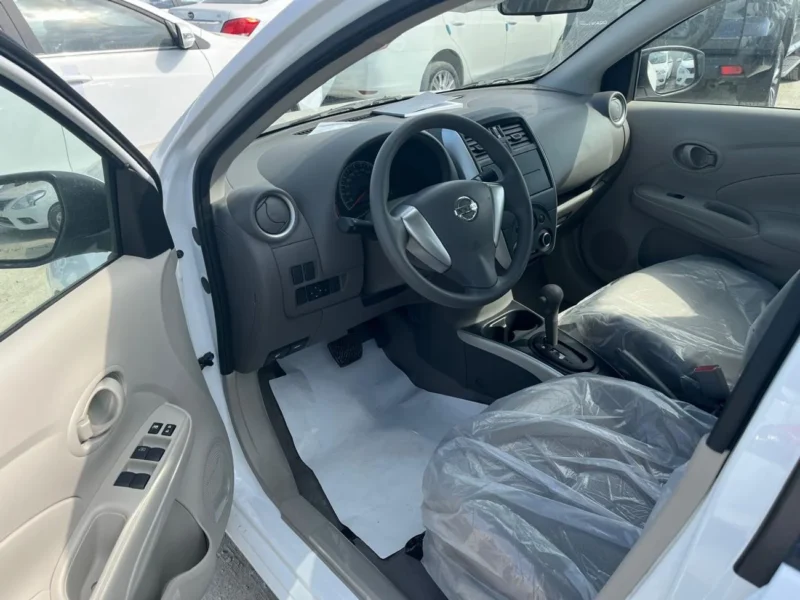 2025 Nissan Sunny 1.6 L 4 Cylinder Petrol Engine White Beige Sedan GCC Specs
