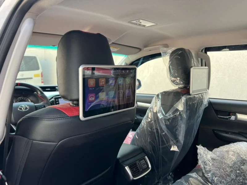 2026 TOYOTA HILUX 2.4L 4 Cylinder DIESEL GR-SPORTS 4X4 FULL OPTION White Black