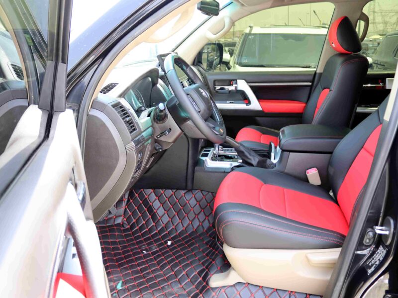 2009 Toyota Landcruiser GXR GR Sport V8 4.6 Liter Black Red SUV