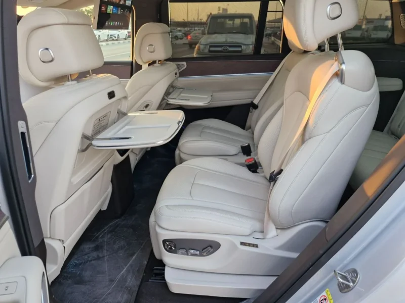 2025 BYD DENZA N9 e3 FLAGSHIP 2.0T Plug-in Hybrid 4 Cylinders Silver White SUV