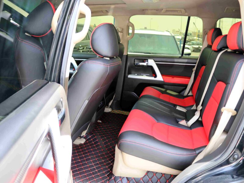 2009 Toyota Landcruiser GXR GR Sport V8 4.6 Liter Black Red SUV