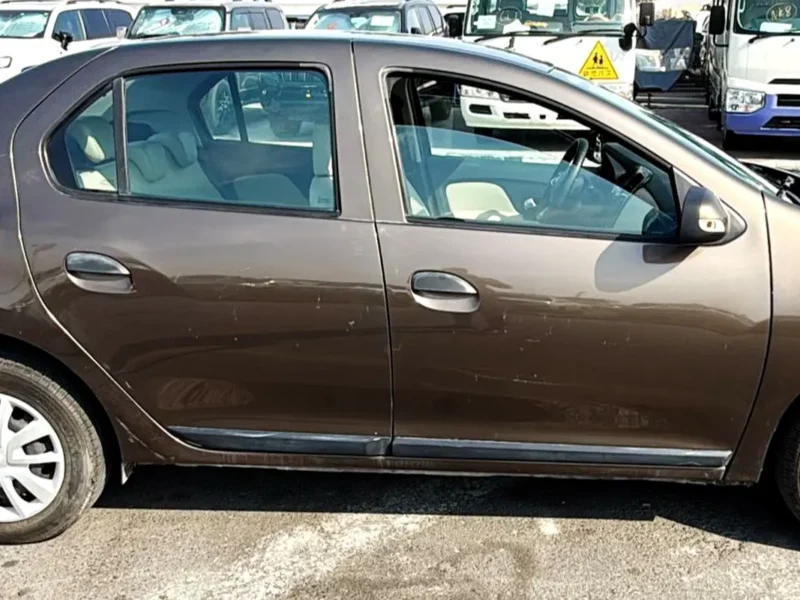 2020 Renault Symbol LE 4 Cylinder Petrol Engine Brown Beige Sedan GCC Specs