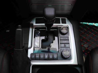 2009 Toyota Landcruiser GXR GR Sport V8 4.6 Liter Black Red SUV