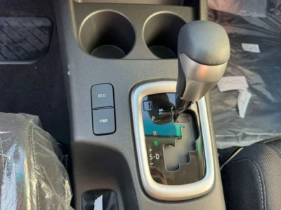 2026 TOYOTA HILUX 2.4L DIESEL 4 Cylinder A/T LIMITED EDITION White Black