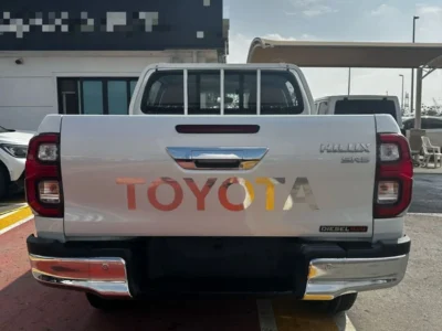 2026 TOYOTA HILUX 2.4L DIESEL 4 Cylinder A/T LIMITED EDITION White Black