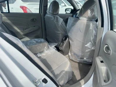 2025 Nissan Sunny 1.6 L 4 Cylinder Petrol Engine White Beige Sedan GCC Specs