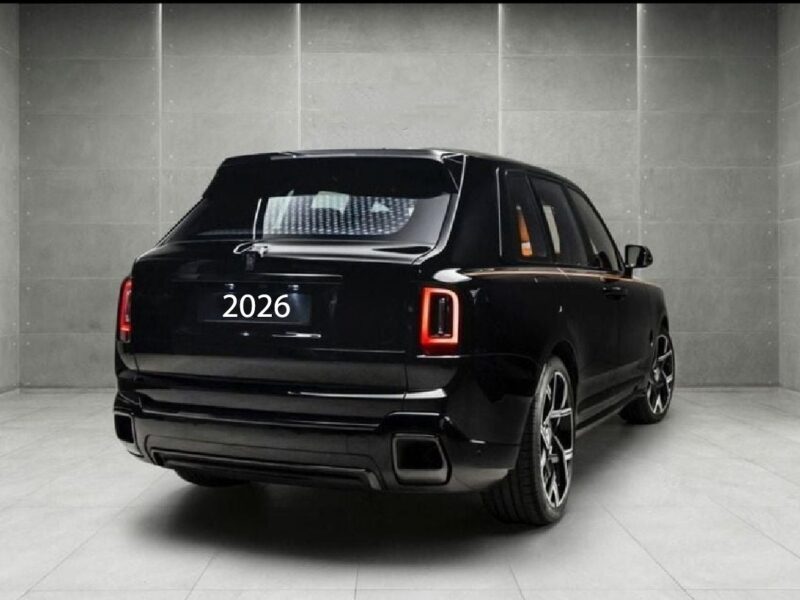 2026 Rolls Royce Cullinan 6.75-liter twin-turbocharged V12 Black Orange SUV