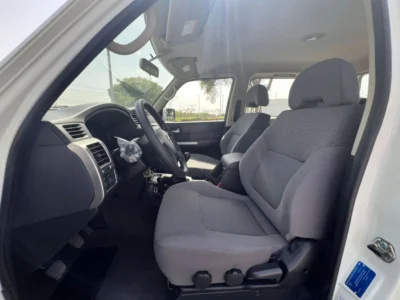 2023 Nissan Patrol Safari GL 4.8L 6 Cylinder Engine M/T White Grey SUV