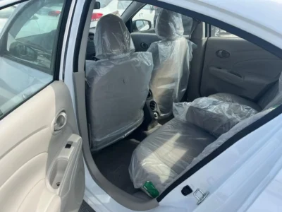 2025 Nissan Sunny 1.6 L 4 Cylinder Petrol Engine White Beige Sedan GCC Specs