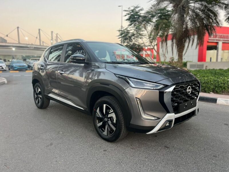 2025 Nissan Magnite SL 1.0 L 4 Cylinder Petrol Engine Grey Black SUV GCC