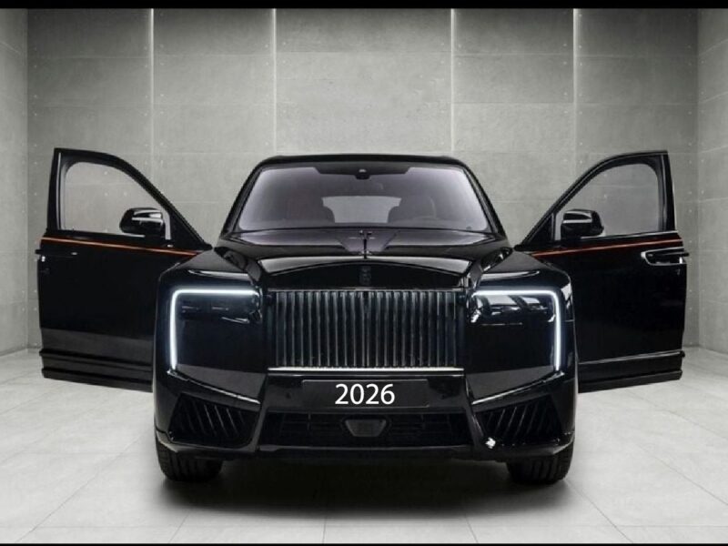 2026 Rolls Royce Cullinan 6.75-liter twin-turbocharged V12 Black Orange SUV