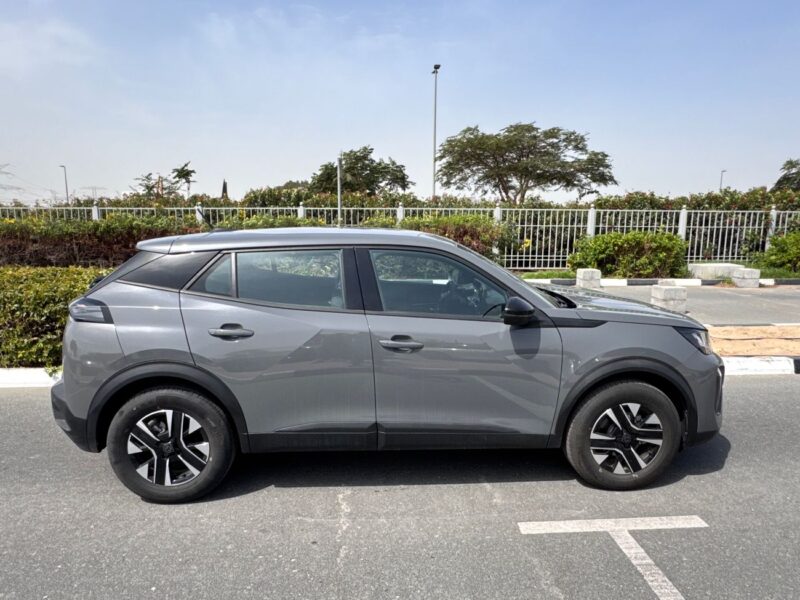 2025 Peugeot 2008 Active GCC 1.2L 4 Cylinder Engine CUV FWD Grey Black SUV