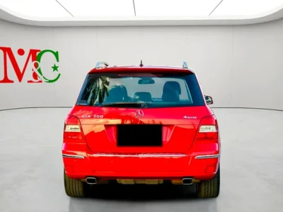 2011 Mercedes-Benz GLK-Class GLK 300 4matic 6 Cylinders Red Black SUV