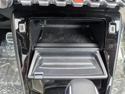 2025 Peugeot 2008 Active GCC 1.2L 4 Cylinder Engine CUV FWD White Black SUV