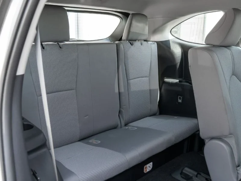 2025 Toyota Highlander GLE 2.5 4 Cylinder Engine AT Hybrid White Grey SUV