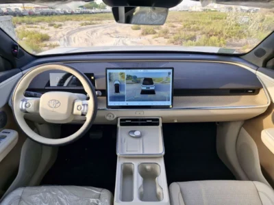 2025 TOYOTA bZ3 X 610 MAX Intelligent Driving Silver Beige SUV