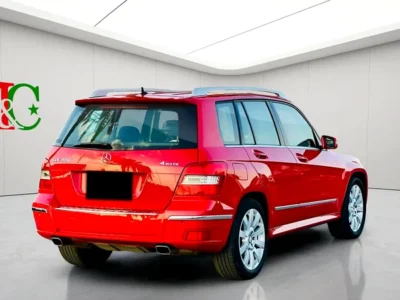 2011 Mercedes-Benz GLK-Class GLK 300 4matic 6 Cylinders Red Black SUV