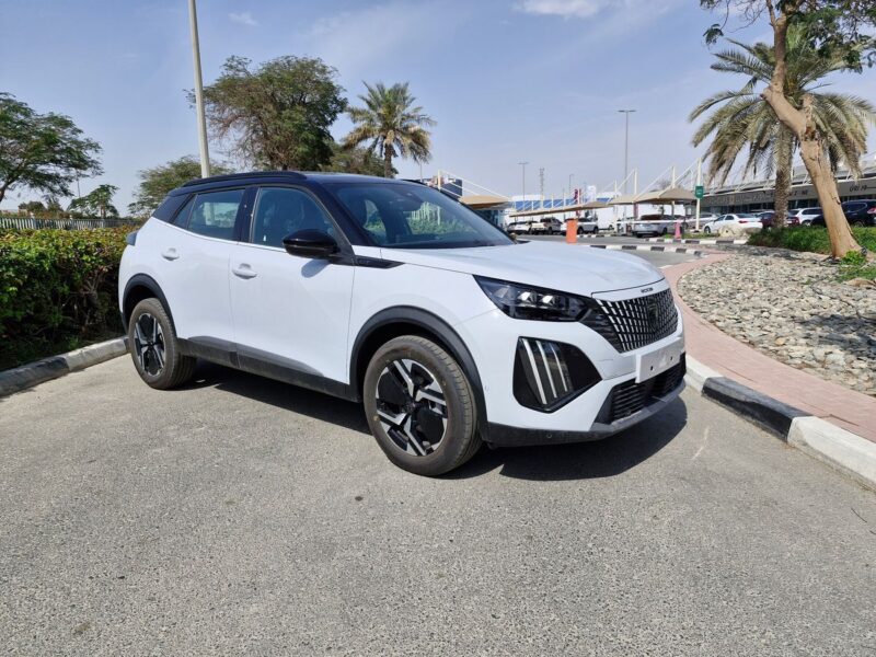 2025 Peugeot 2008 Active GCC 1.2L 4 Cylinder Engine CUV FWD White Black SUV