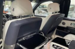 2024 Rolls Royce Cullinan 6.8-liter twin-turbocharged V12 White SUV