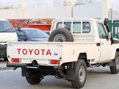 2024 Toyota LC Hardtop Single Cabin Pickup 4.2L V6 MT Diesel White Black