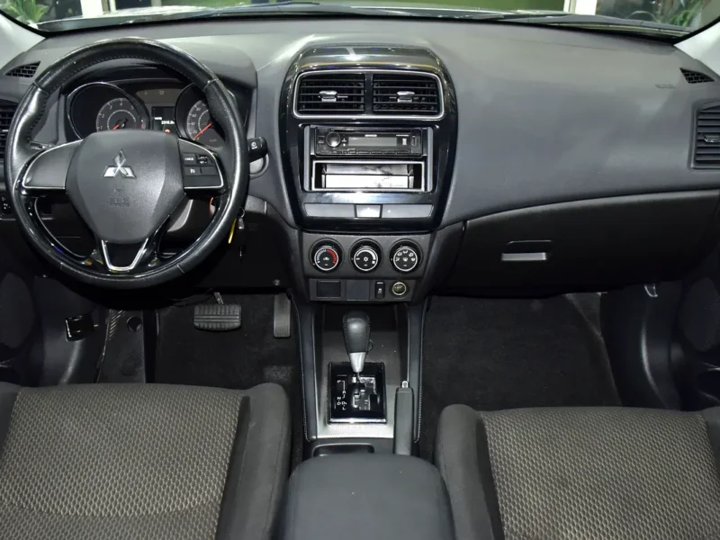 2021 Mitsubishi ASX Standard 4 Cylinders Petrol Engine Silver Black Crossover