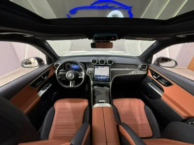 2023 Mercedes-Benz GLC 200 4Matic 2.0-liter turbocharged V4 White Brown SUV