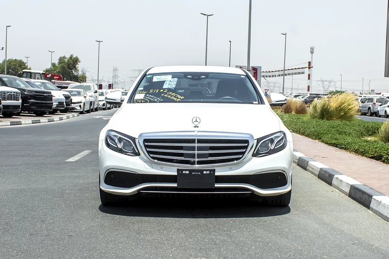 2017 Mercedes-Benz E-Class E400 4Matic 6 Cylinders Engine White Black Sedan