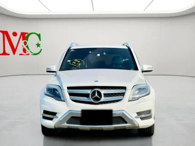 2013 Mercedes-Benz GLK-Class GLK 350 4matic 6 Cylinder Engine White Black SUV