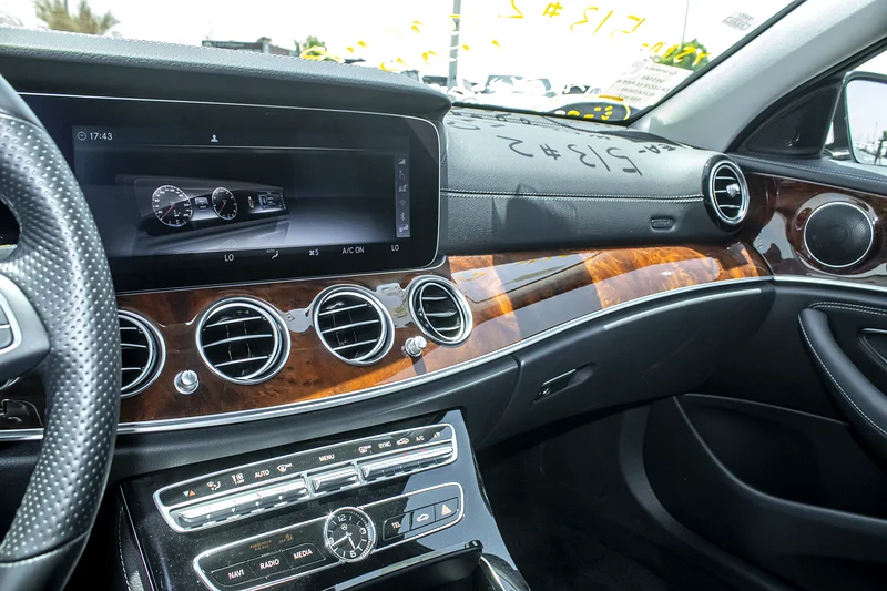 2017 Mercedes-Benz E-Class E400 4Matic 6 Cylinders Engine White Black Sedan