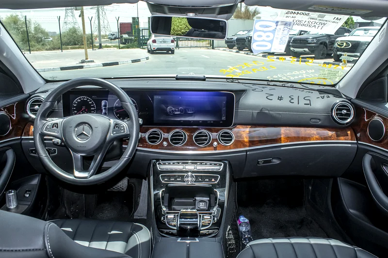 2017 Mercedes-Benz E-Class E400 4Matic 6 Cylinders Engine White Black Sedan