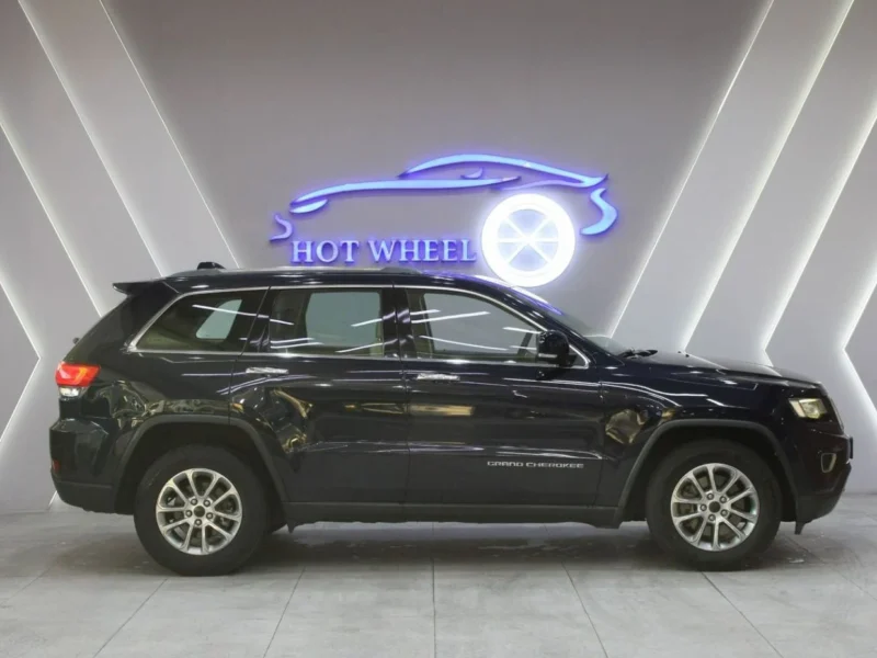 2014 Jeep Grand Cherokee Limited 6 Cylinder Petrol Engine Black Beige SUV