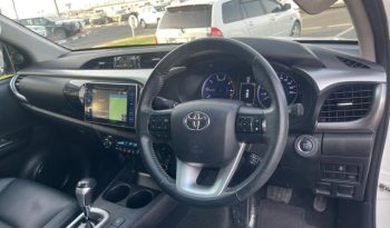 2017 TOYOTA HILUX PICKUP 2.7L Petrol 4 Cylinder Petrol Engine White Black
