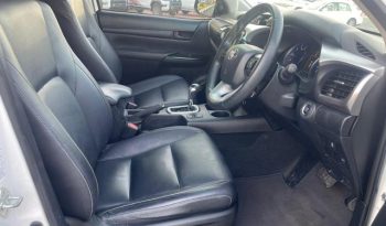 2017 TOYOTA HILUX PICKUP 2.7L Petrol 4 Cylinder Petrol Engine White Black